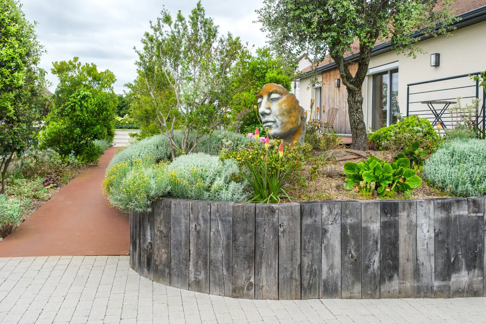 <p>Découvrez en images<br />
notre savoir-faire</p>
 photo 2