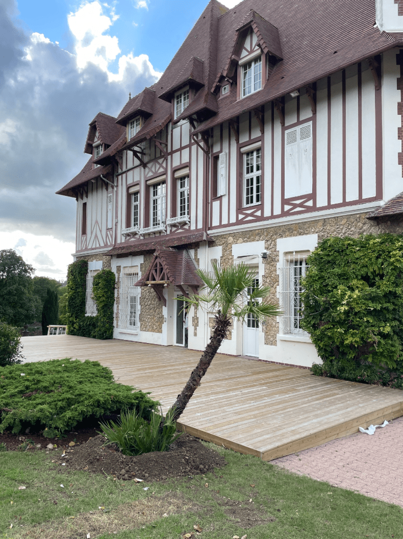 Création d’une terrasse pour un manoir